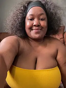 Missmoox24 online show from March 11, 2026, 11:04 am