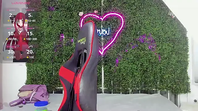 Snapshot of valentina_0_ chatting on December 15, 2025, 9:20 pm valentina 0 online show from December 15, 2025, 9:20 pm