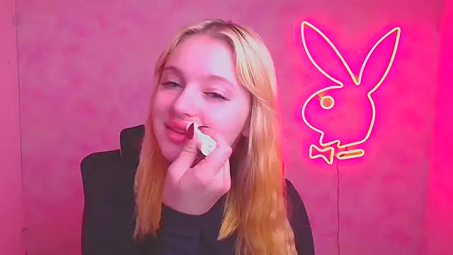 Milka kiss  online show from October 31, 2025, 7:27 am