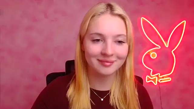 Milka kiss  online show from October 21, 2025, 12:26 pm