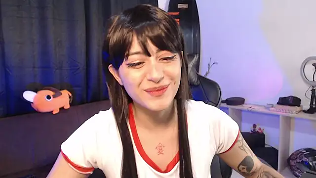 Snapshot of liz-beths chatting on November 25, 2025, 11:37 pm liz-beths online show from November 25, 2025, 11:37 pm