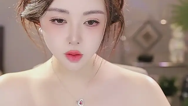 Qiaoqiao  online show from January 15, 2026, 3:26 pm