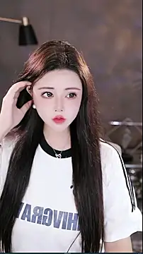 Snapshot of Qiaoqiao_ chatting on December 5, 2025, 4:16 pm Qiaoqiao online show from December 5, 2025, 4:16 pm