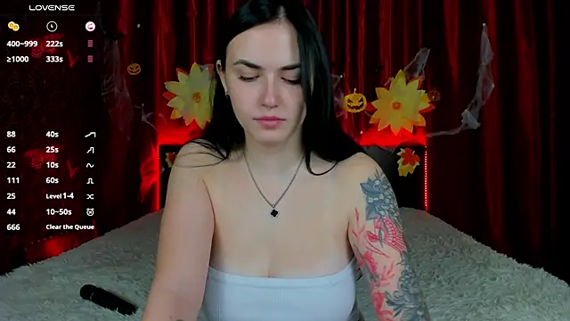 Witch Lady online show from November 1, 2025, 7:24 am