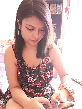 Snapshot of mia__katt chatting on February 4, 2025, 6:49 pm mia katt online show from February 4, 2025, 6:49 pm