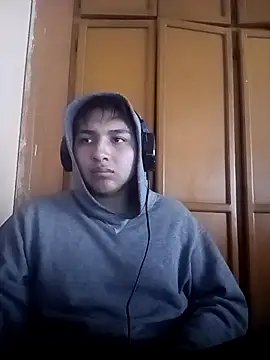 LoganFinds online show from November 26, 2025, 2:06 pm