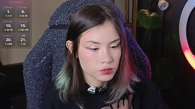 alicekiit online show from November 3, 2025, 10:35 pm