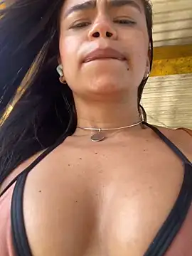 GrlAlice online show from March 26, 2026, 5:11 pm