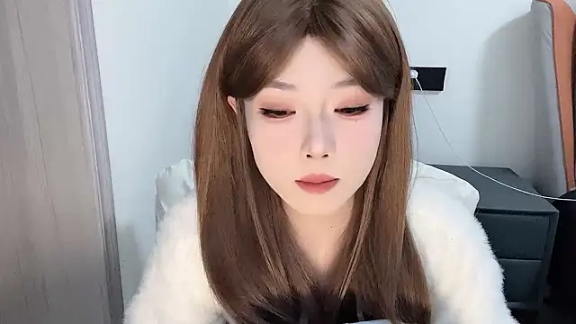 Q-ing online show from February 25, 2025, 3:20 pm