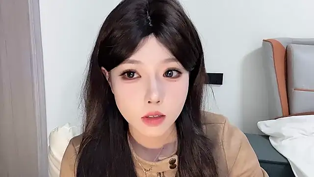 Q-ing online show from February 15, 2025, 1:49 pm