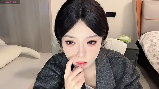 Q-ing online show from December 27, 2024, 4:10 pm