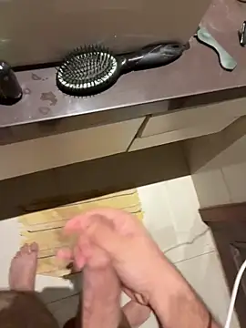 smithrosinha online show from November 4, 2025, 5:00 am