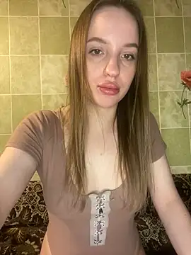 EdnaBradley online show from March 17, 2025, 5:05 pm