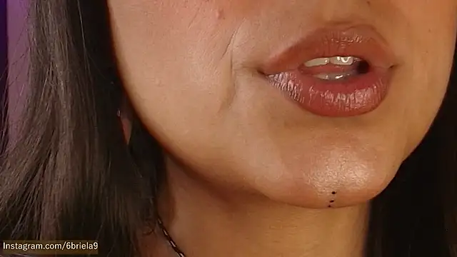 6Briela9  online show from February 27, 2026, 5:24 pm