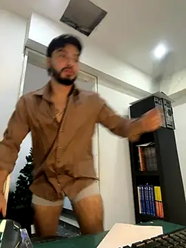 Snapshot of _tony8 chatting on November 28, 2025, 5:13 pm tony8 online show from November 28, 2025, 5:13 pm