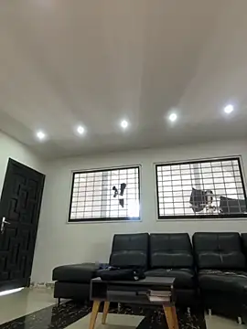 Snapshot of _tony8 chatting on October 31, 2025, 6:04 pm tony8 online show from October 31, 2025, 6:04 pm