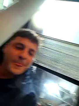 Zlyzloba21 online show from October 14, 2025, 5:24 pm