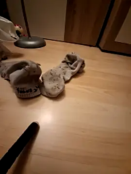 Zlyzloba21 online show from October 25, 2025, 10:43 pm