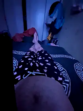 Zlyzloba21 online show from December 5, 2025, 7:45 pm