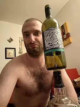 Zlyzloba21 online show from March 5, 2026, 5:04 am