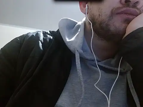 camiloking1720 online show from November 23, 2025, 1:10 pm