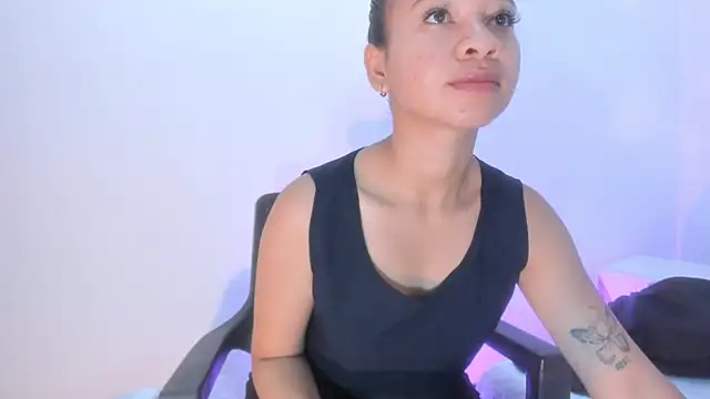 brithany rousee online show from September 18, 2025, 4:21 pm