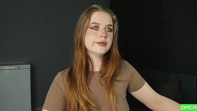 Pinku kitsune online show from December 18, 2025, 1:11 am