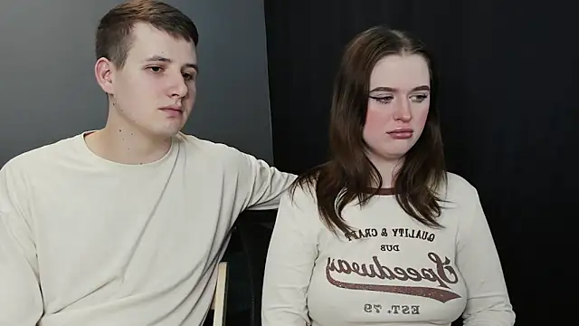 Snapshot of Pinku_kitsune chatting on February 28, 2025, 7:48 am Pinku kitsune online show from February 28, 2025, 7:48 am