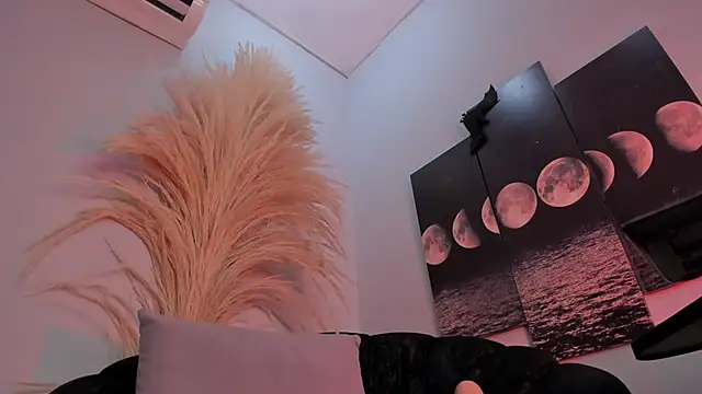 ALICEPOIXXXON online show from January 15, 2026, 10:35 pm