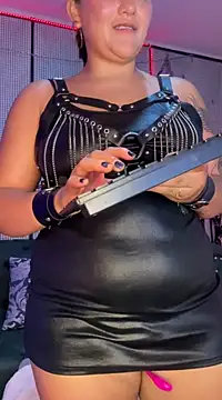 Snapshot of yey_bdsm chatting on March 19, 2025, 12:15 am yey bdsm online show from March 19, 2025, 12:15 am