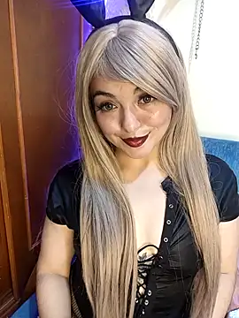 Winona-miu online show from February 4, 2026, 8:15 pm