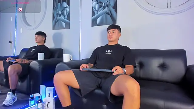 Cristopher strong online show from November 22, 2025, 12:37 pm