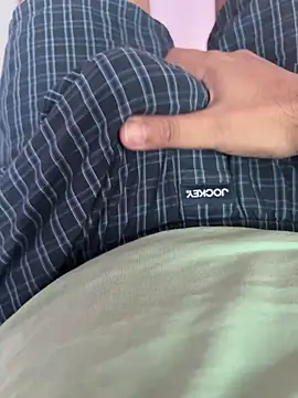 Snapshot of nikindian2024 chatting on November 26, 2025, 3:06 am nikindian2024 online show from November 26, 2025, 3:06 am