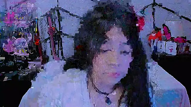 Snapshot of AlanaLuck chatting on November 27, 2025, 7:47 pm AlanaLuck online show from November 27, 2025, 7:47 pm