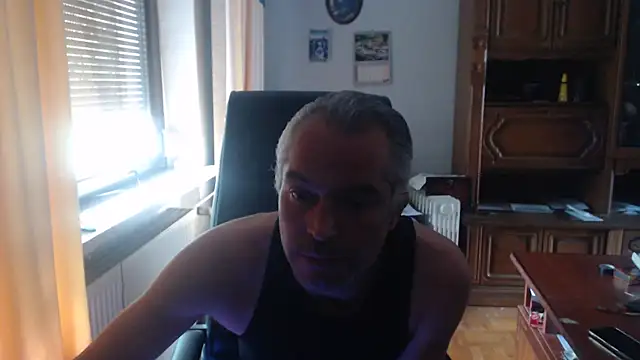 Snapshot of JohnnyD80 chatting on June 15, 2026, 1:33 pm JohnnyD80 online show from June 15, 2026, 1:33 pm