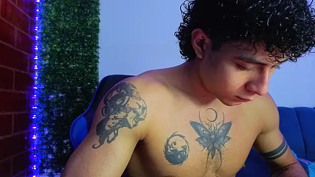 Demitryo online show from April 21, 2026, 6:20 am