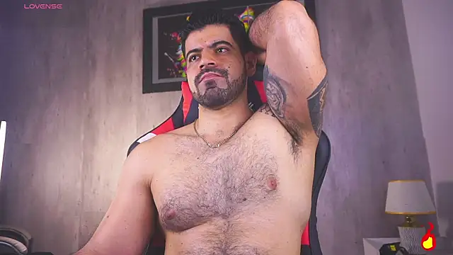 Snapshot of king_hard chatting on April 26, 2026, 1:30 pm king hard online show from April 26, 2026, 1:30 pm