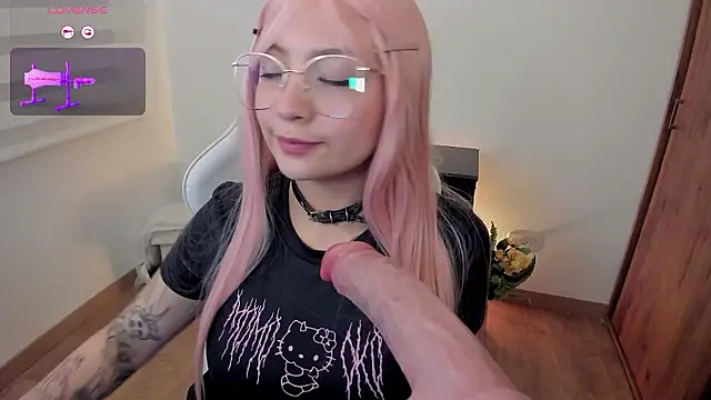 Hannya moon online show from February 6, 2026, 5:42 pm