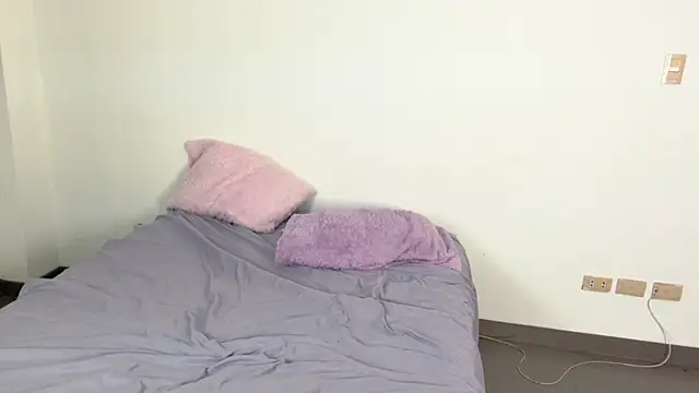 Snapshot of melody2429 chatting on March 12, 2025, 8:20 pm melody2429 online show from March 12, 2025, 8:20 pm