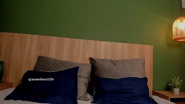 luna willians online show from November 8, 2025, 12:09 pm