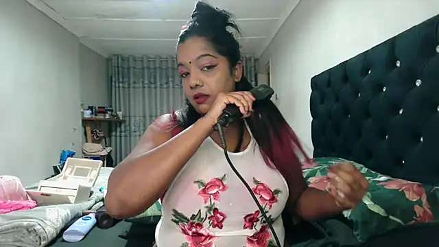 Indianmayaxoxo online show from September 24, 2025, 10:00 am