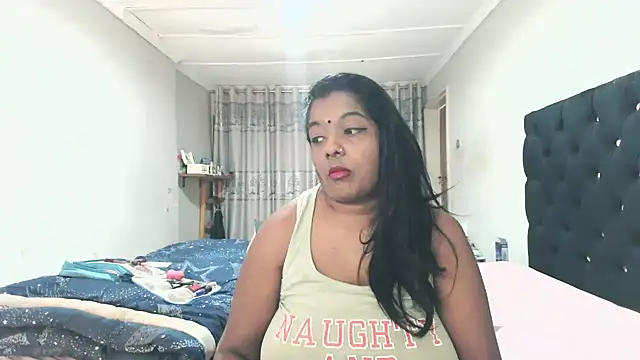 Snapshot of Indianmayaxoxo chatting on June 26, 2026, 8:42 am Indianmayaxoxo online show from June 26, 2026, 8:42 am