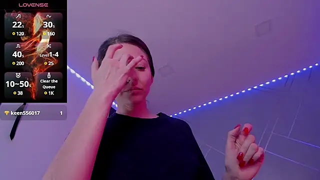 Ich Bin Julia online show from December 21, 2024, 5:50 pm