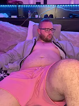 Snapshot of Comfortable_Bite chatting on November 15, 2025, 11:03 am Comfortable Bite online show from November 15, 2025, 11:03 am