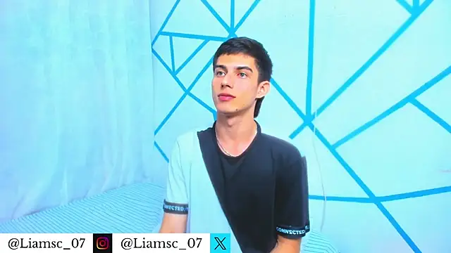 Snapshot of liam_scott77 chatting on November 14, 2025, 1:42 am liam scott77 online show from November 14, 2025, 1:42 am