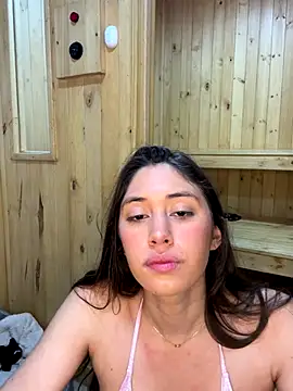 Snapshot of Barbielatinas chatting on September 9, 2025, 4:22 am Barbielatinas online show from September 9, 2025, 4:22 am