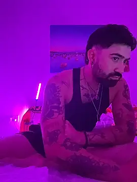 Snapshot of Goosebumps_21 chatting on December 18, 2025, 7:07 pm Goosebumps 21 online show from December 18, 2025, 7:07 pm