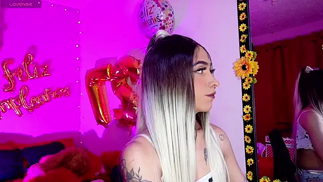 Micaela Rangel online show from April 7, 2026, 2:35 am