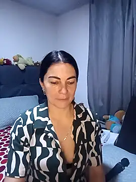 renata hot1 online show from April 21, 2026, 1:42 am