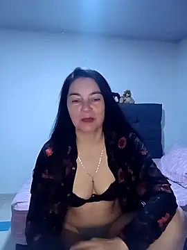 Snapshot of renata_hot1 chatting on November 9, 2025, 12:36 am renata hot1 online show from November 9, 2025, 12:36 am